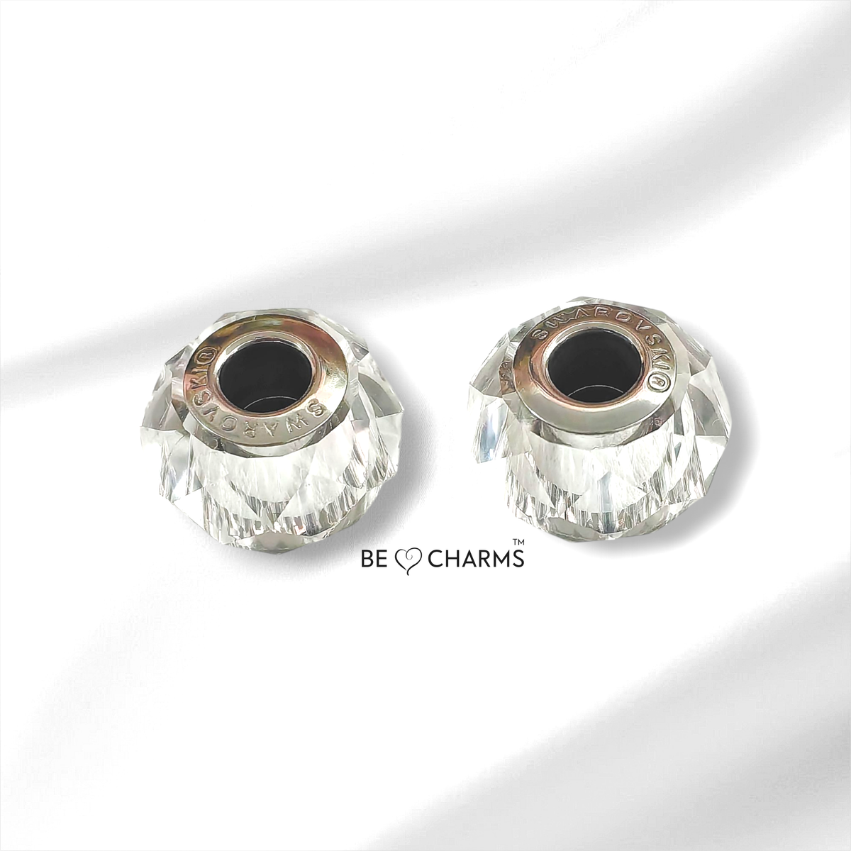 Par de charms swarovski cristal facetado redondo
