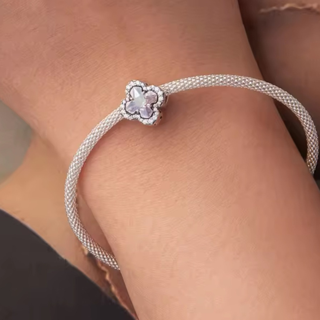 Hermoso charm cruz con circonias rosas doble vista