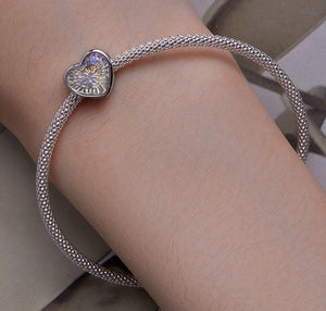 Charm fijo hermoso corazón de novios dos vistas