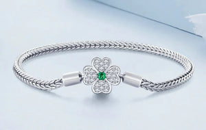 Brazalete calado suave Lucky