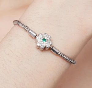 Brazalete calado suave Lucky