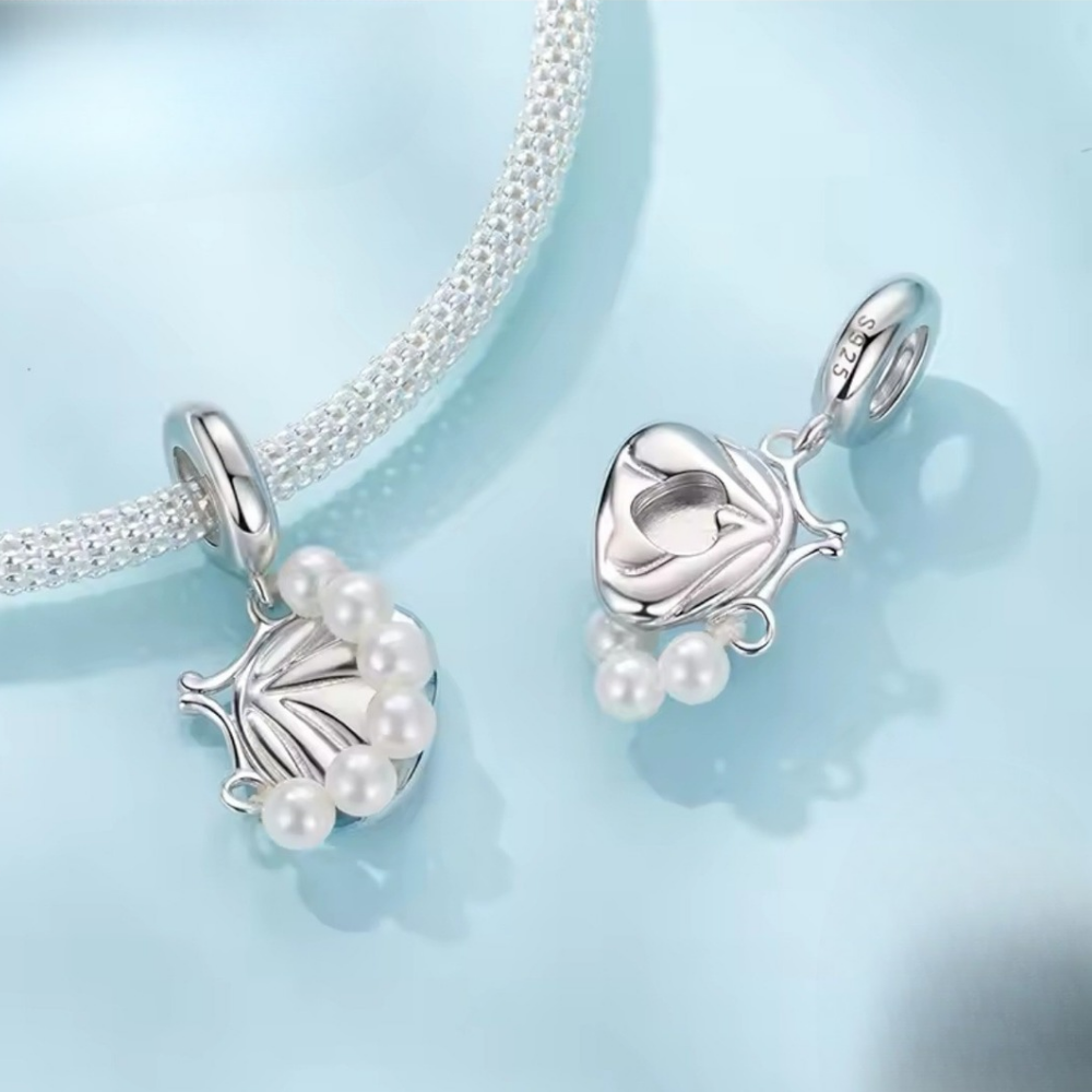 Charm colgante bolsa con tira de perlas