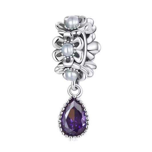 Hermoso charm colgante con perlas y cristal amatista