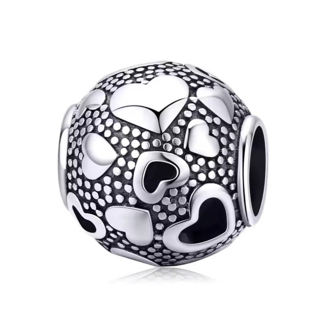 Charm juego de corazones