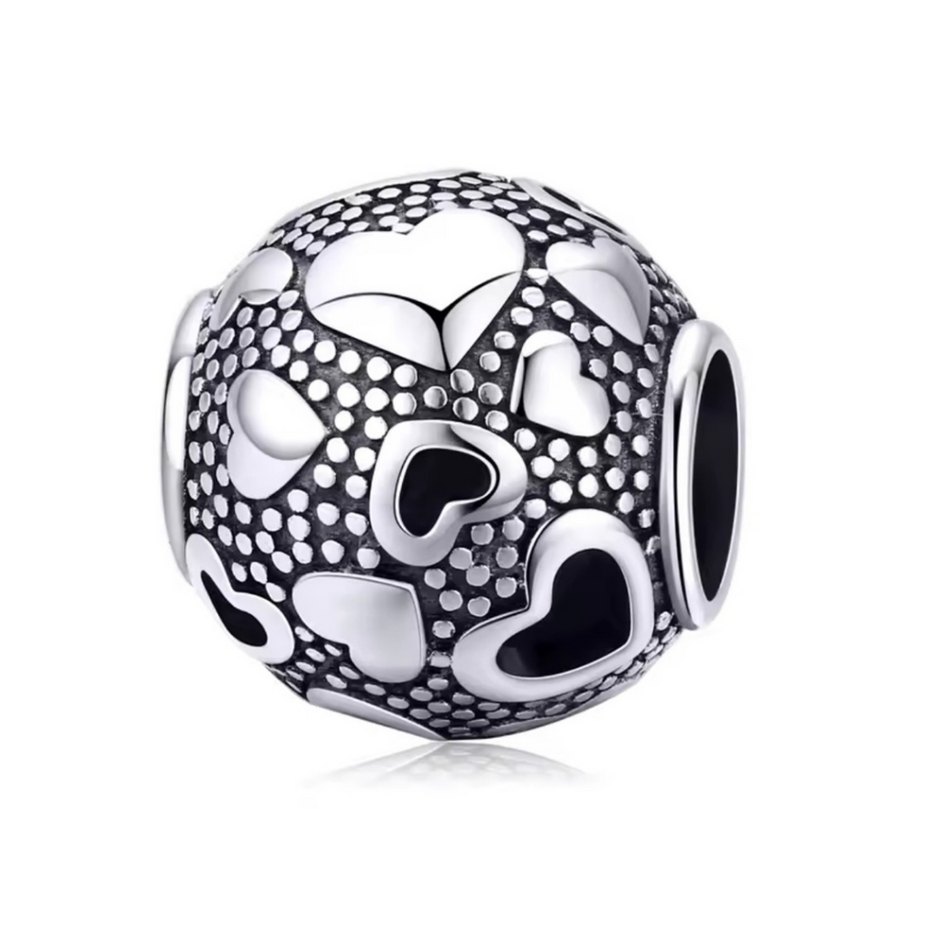 Charm juego de corazones