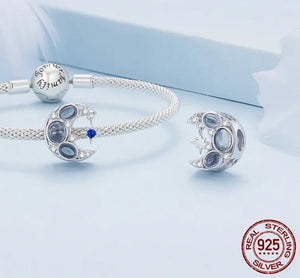 Charm fijo luna azul