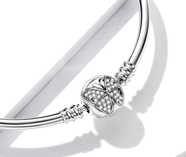 Brazalete rígido mariposa