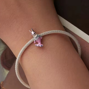 Charm conejita sirena esmaltada
