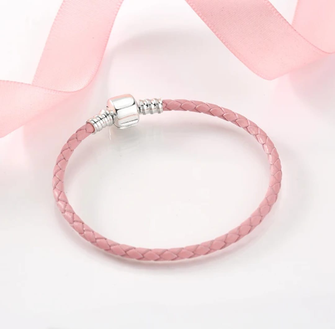 Brazalete de cuero rosa